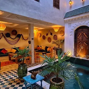 Belikoss Pool & Marrakesch